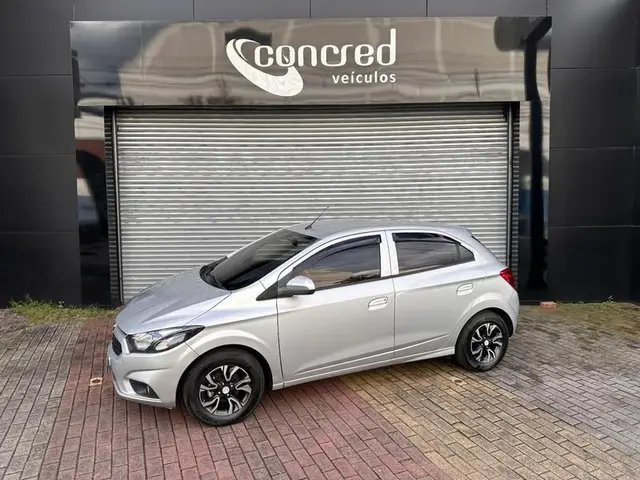 Carro Chevrolet Onix 2019 1.0 LT SPE/4
