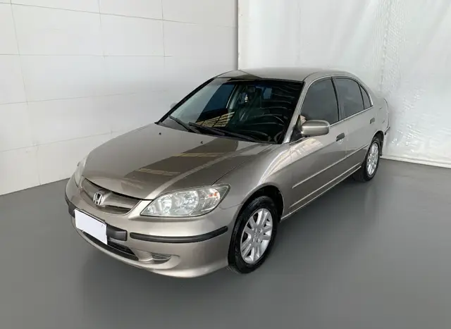Carro Honda Civic 2004 Sedan LX 1.7 16V