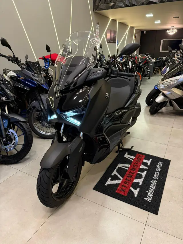 Moto Yamaha XMax 2025 ABS