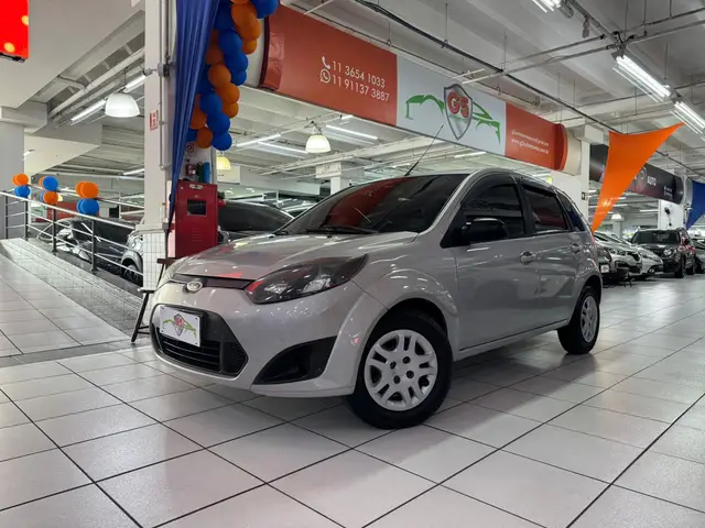 Carro Ford Fiesta Hatch 2014 SE 1.0 RoCam (Flex)