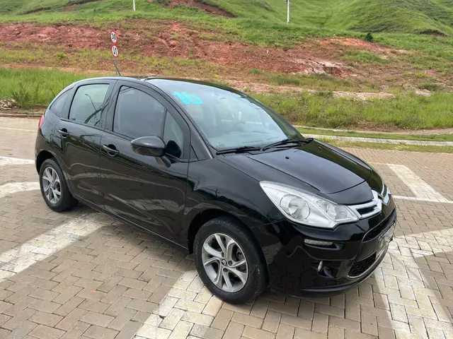 Carro Volkswagen Golf 2016 2.0 (Aut)