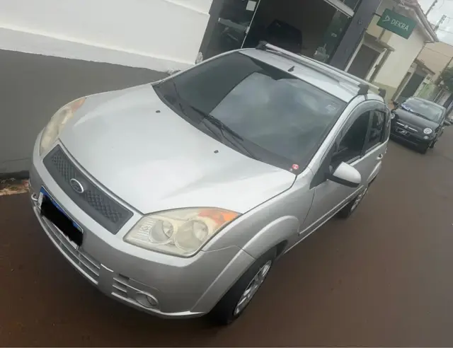 Carro Ford Fiesta Hatch 2008 Class 1.0 (Flex)