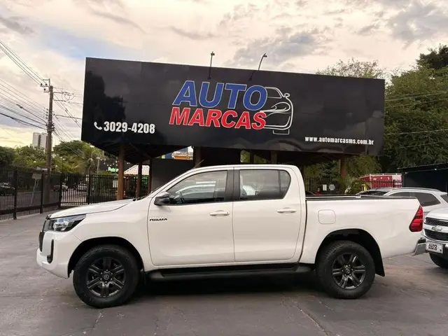 Carro Toyota Hilux Cabine Dupla 2024 SR 4x4 2.8 Diesel