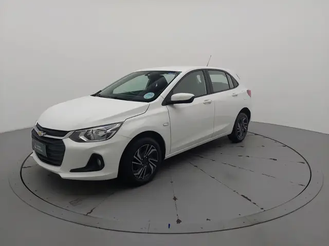 Carro Chevrolet Onix Plus 2025 LT 1.0