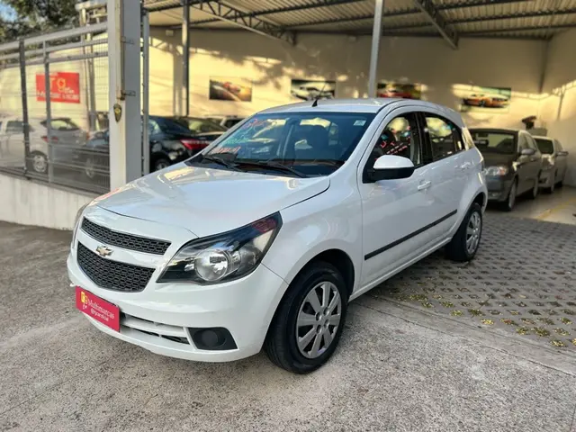 Carro Chevrolet Agile 2013 LT 1.4 8V (Flex)