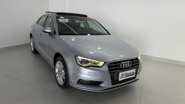 Carro Audi A3 2016 2.0 TFSI Ambition S Tronic