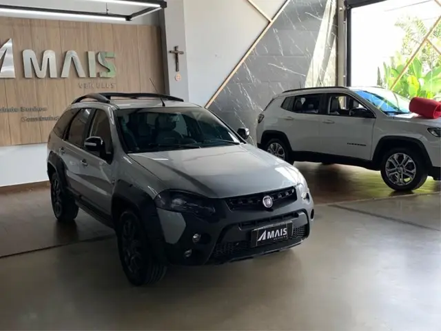 Carro Fiat Weekend 2016 Adventure 1.8 E.torQ (Flex)