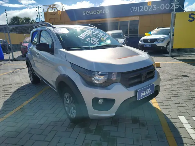 Carro Fiat Mobi 2024 Trekking 1.0