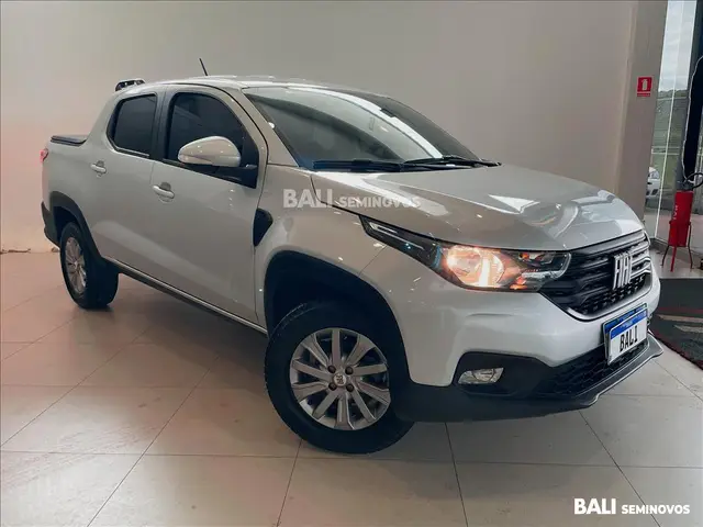 Carro Fiat Strada 2023 Freedom 1.3 CD (Flex)