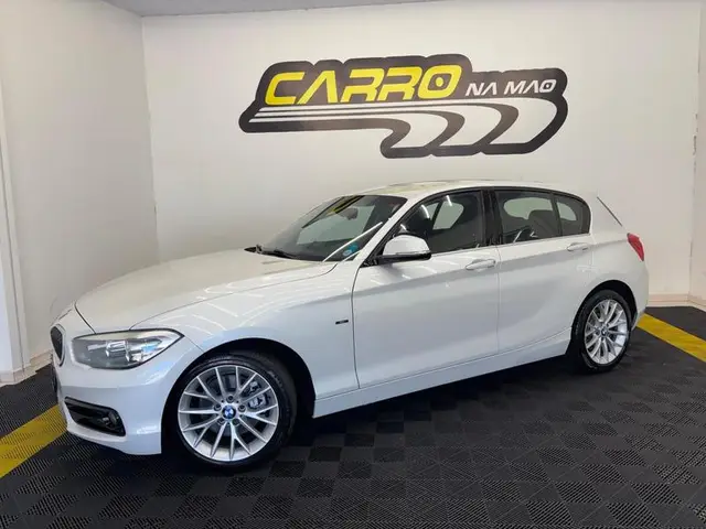 Carro BMW 120i 2016 120i Sport ActiveFlex