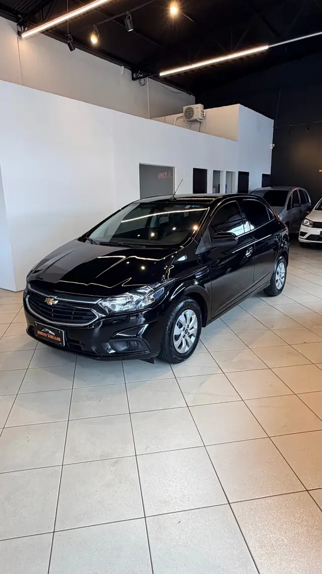 Carro Chevrolet Onix 2019 1.0 LT SPE/4
