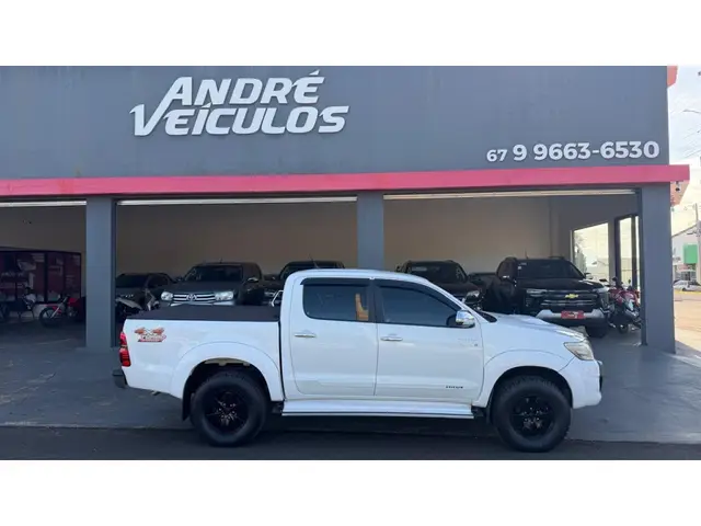 Carro Toyota Hilux Cabine Dupla 2013 Hilux 3.0 TDI 4x4 CD SRV Top (Aut)