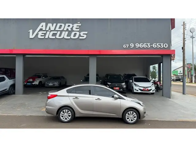 Carro Hyundai HB20S 2017 1.0 Comfort Plus Turbo (Flex)