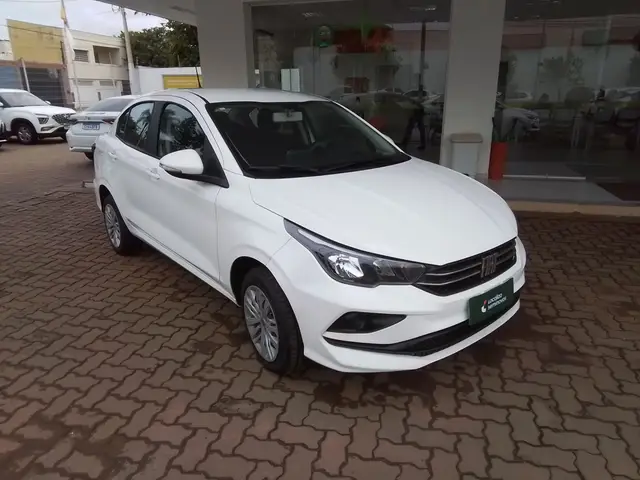 Carro Fiat Cronos 2025 Drive 1.3