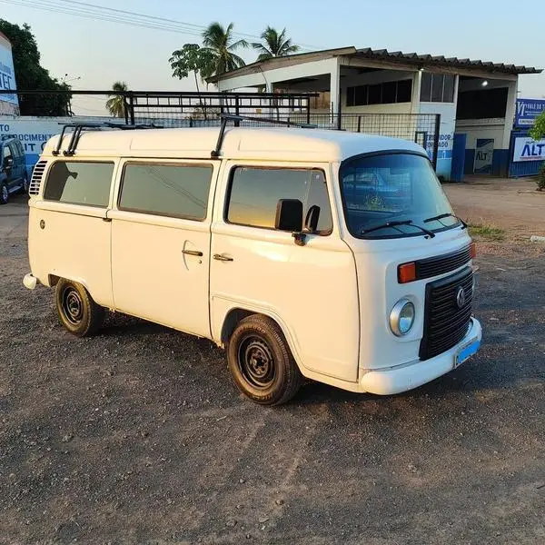 Carro Volkswagen Kombi Furgão 2013 Kombi Furgao 1.4 (Flex)