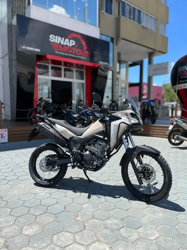 Moto Honda XRE Sahara 300 2026 Adventure