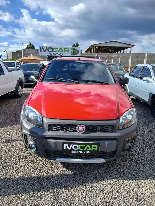 Carro Fiat Strada 2015 Working 1.4 (Flex)