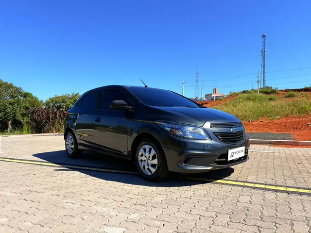 Carro Chevrolet Onix 2019 1.0 Joy SPE/4