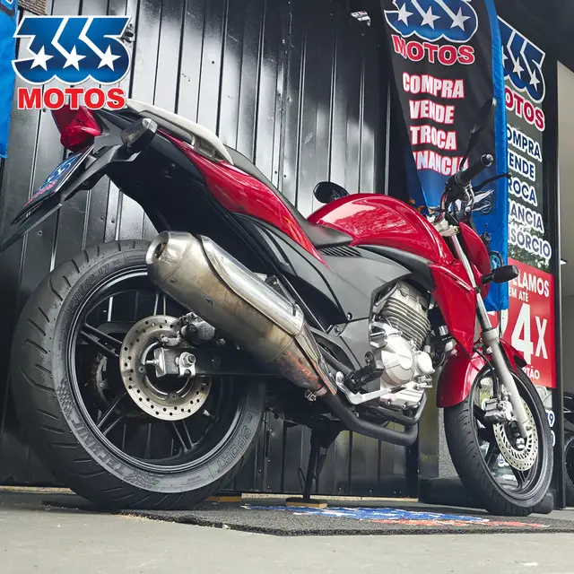 Moto Honda CB 300R 2013 Standard