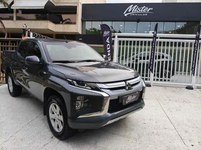 Carro Mitsubishi L200 Triton Sport 2022 HPE-S 2.4 DID-H 4x4 (Aut)