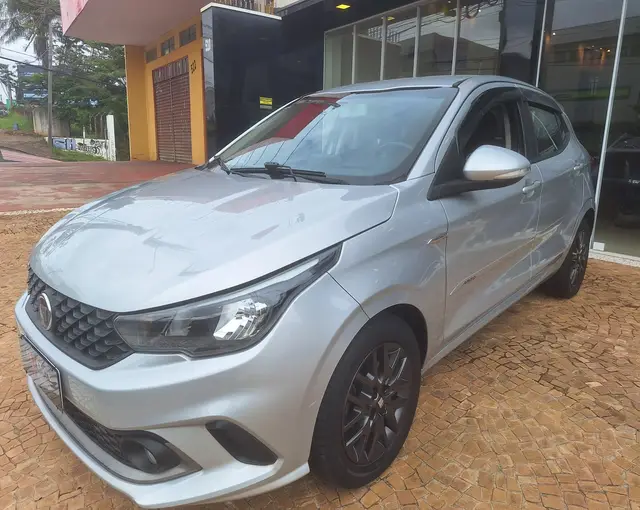 Carro Fiat Argo 2018 Precision 1.8 E.Torq AT6 (Flex)