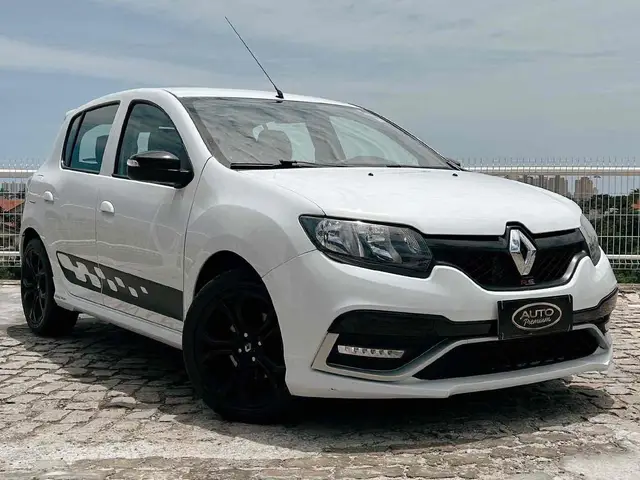 Carro Renault Sandero 2016 RS 2.0 16V (Flex)
