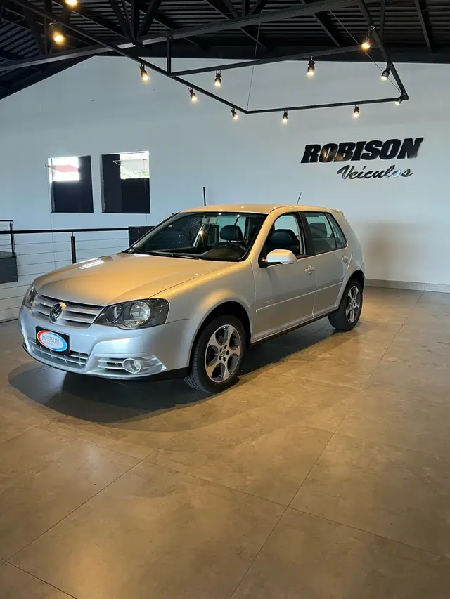 Carro Volkswagen Golf 2010 Sportline 1.6 (Flex)