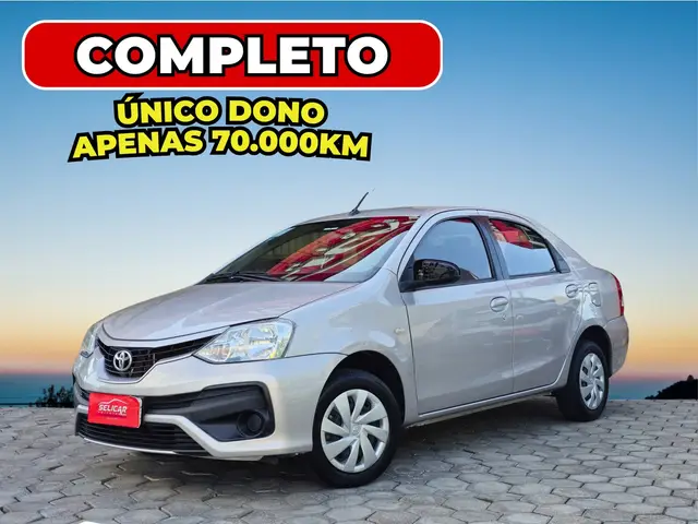 Carro Toyota Etios Sedan 2018 XS 1.5 (Flex)