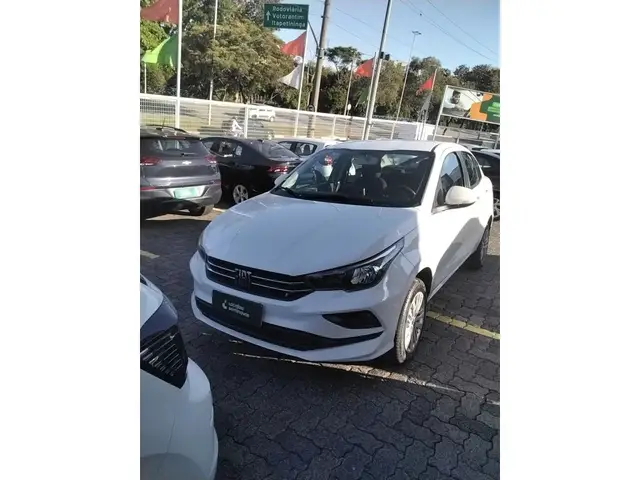 Carro Fiat Cronos 2024 Drive 1.3