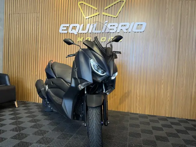 Moto Yamaha XMax 2023 ABS