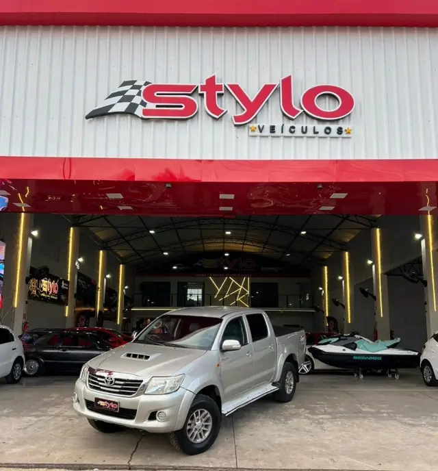 Carro Toyota Hilux Cabine Dupla 2012 Hilux STD 4x4 2.5 (cab. dupla)