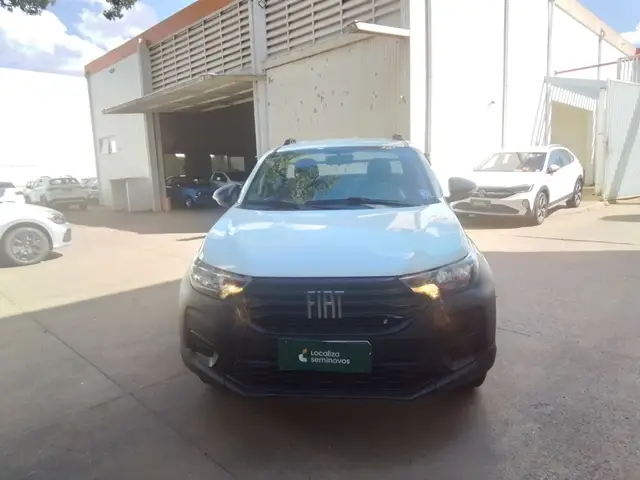 Carro Fiat Strada 2025 Endurance 1.3 Flex 8V CS