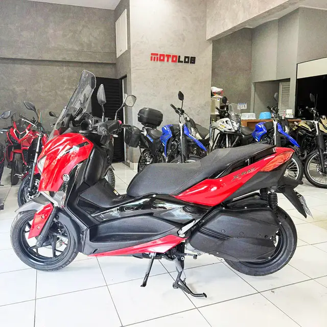 Moto Yamaha XMax 2023 ABS
