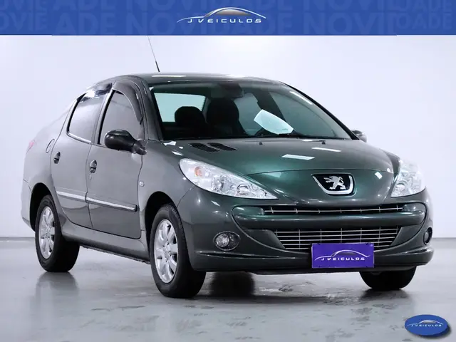 Carro Peugeot 207 Sedan 2013 207 Passion XR 1.4 8V (flex)