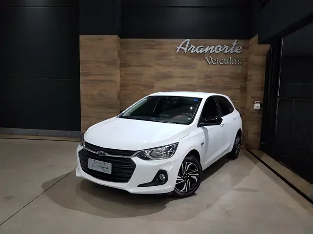 Carro Chevrolet Onix 2025 LT 1.0