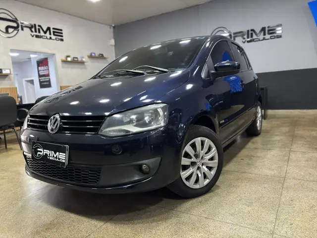 Carro Volkswagen Fox 2011 1.6 8V (Flex)