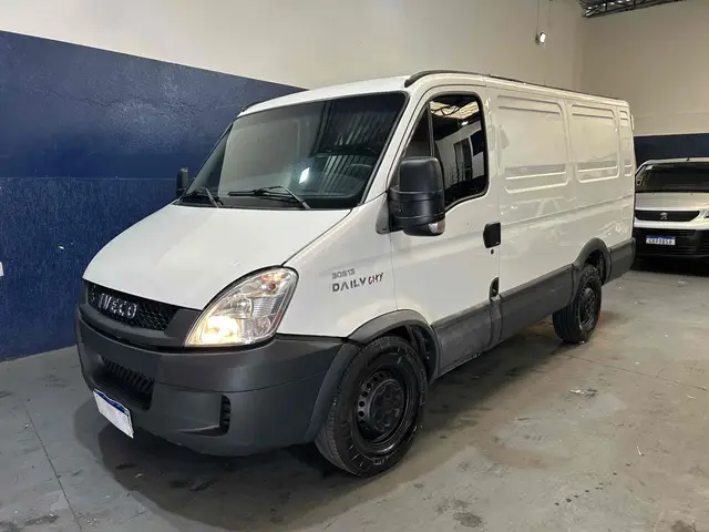 Carro Iveco Daily Furgão 2019 Daily City 30S13 Gran Furgone (Diesel)