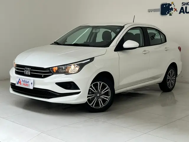 Carro Fiat Cronos 2023 Drive 1.3 (Flex) MT