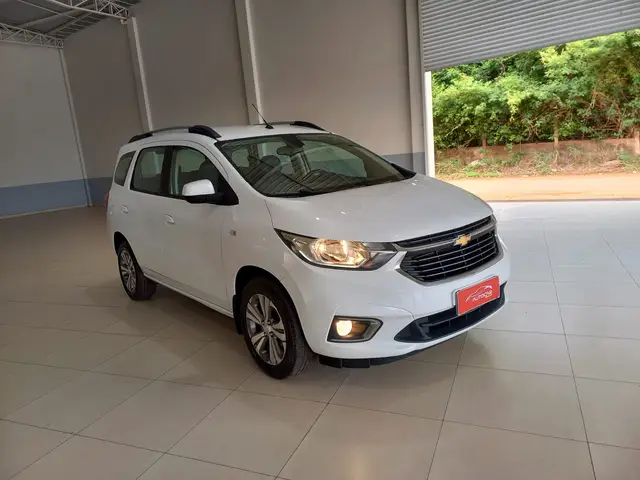 Carro Chevrolet Spin 2023 Premier 1.8 (Aut.)