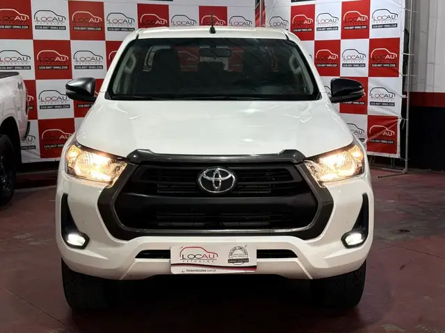Carro Toyota Hilux Cabine Dupla 2024 SR 4x4 2.8 Diesel