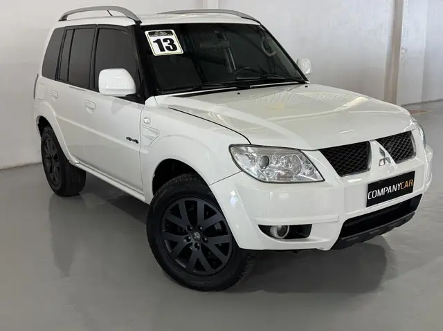 Carro Mitsubishi Pajero TR4 2013 2.0 16V 4X4 (Flex) (Aut)