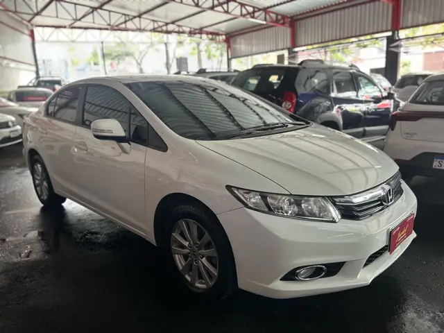 Carro Honda Civic 2014 New  LXR 2.0 i-VTEC (Aut) (Flex)