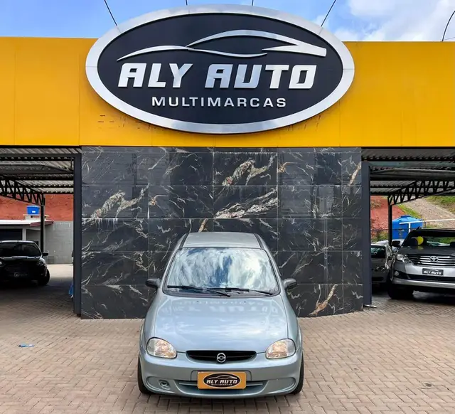 Carro Chevrolet Classic 2003 Corsa Sedan  1.0 MPFi