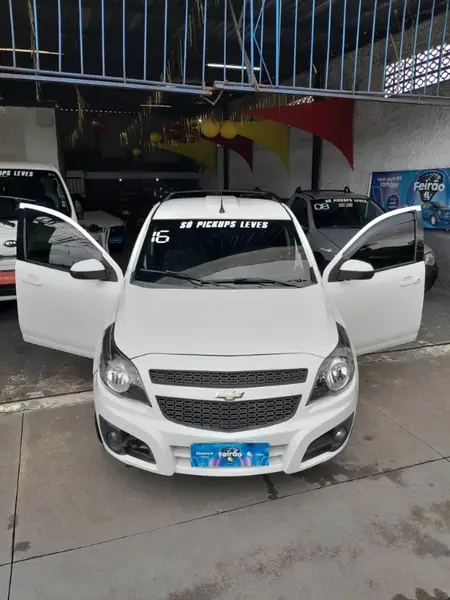 Carro Chevrolet Montana 2016 Sport 1.4 (Flex)