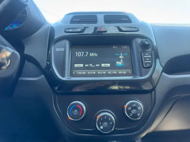 Carro Chevrolet Cobalt 2017 LTZ 1.8 8V (Aut) (Flex)