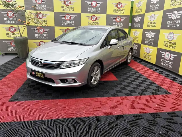 Carro Honda Civic 2014 New  LXR 2.0 i-VTEC (Aut) (Flex)