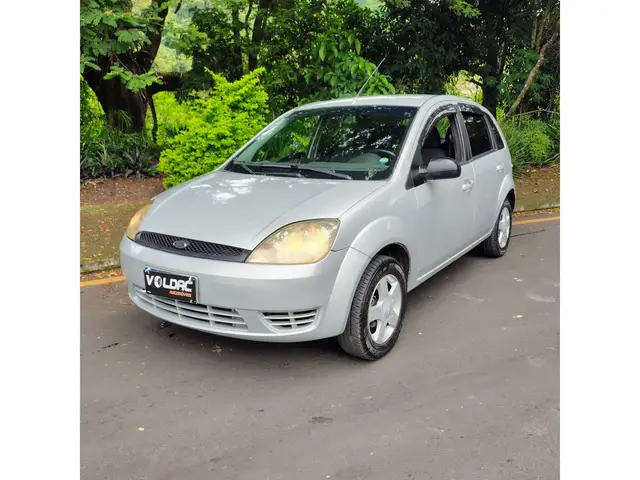 Carro Ford Fiesta Hatch 2004 Supercharger 1.0 8V