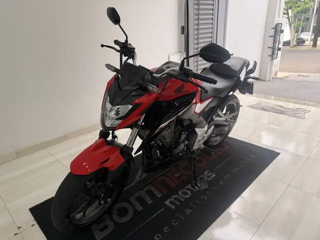 Moto Honda CB 300F Twister 2023 (ABS)