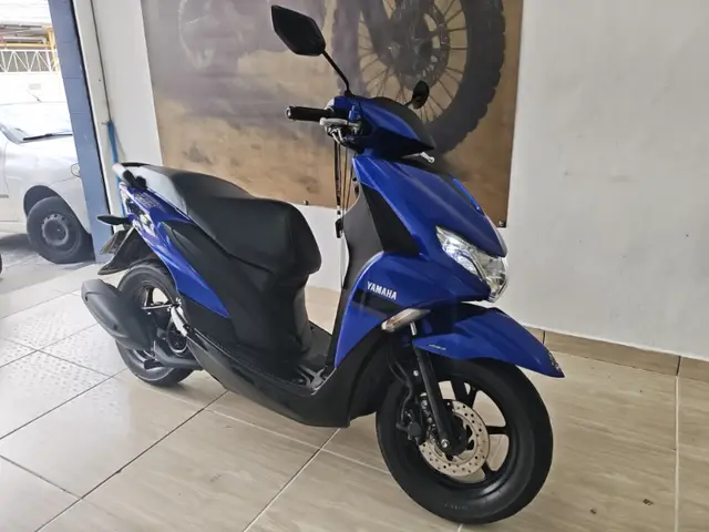 Moto Yamaha Fluo 2024 ABS