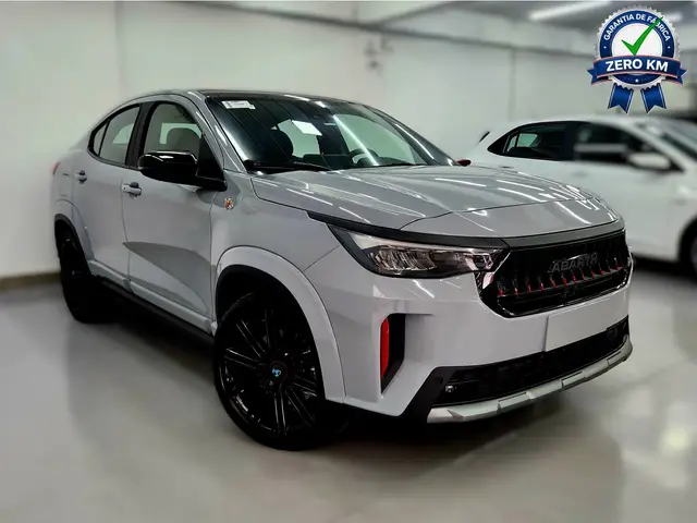 Carro Fiat Fastback 2026 Abarth T270